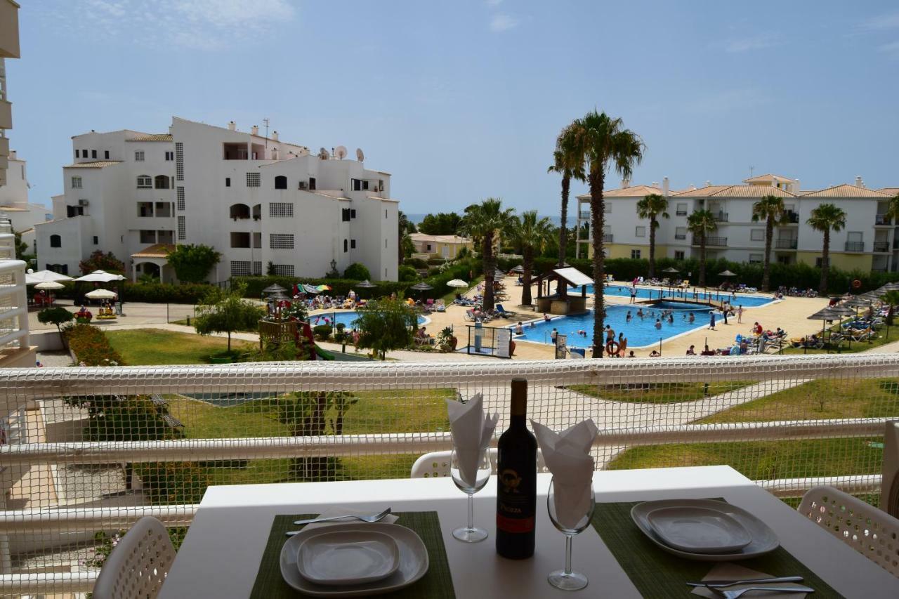 Lovely Estrela Vau - Swimming Pool View